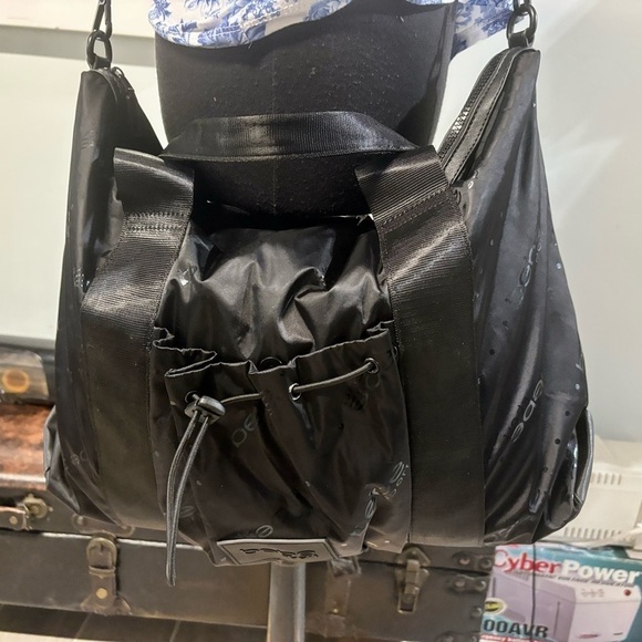 bebe Handbags - NWOT❤️BEBE Everyday Signature Nylon Tote